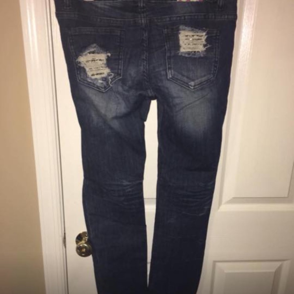 Jeans - Picture 2 of 5